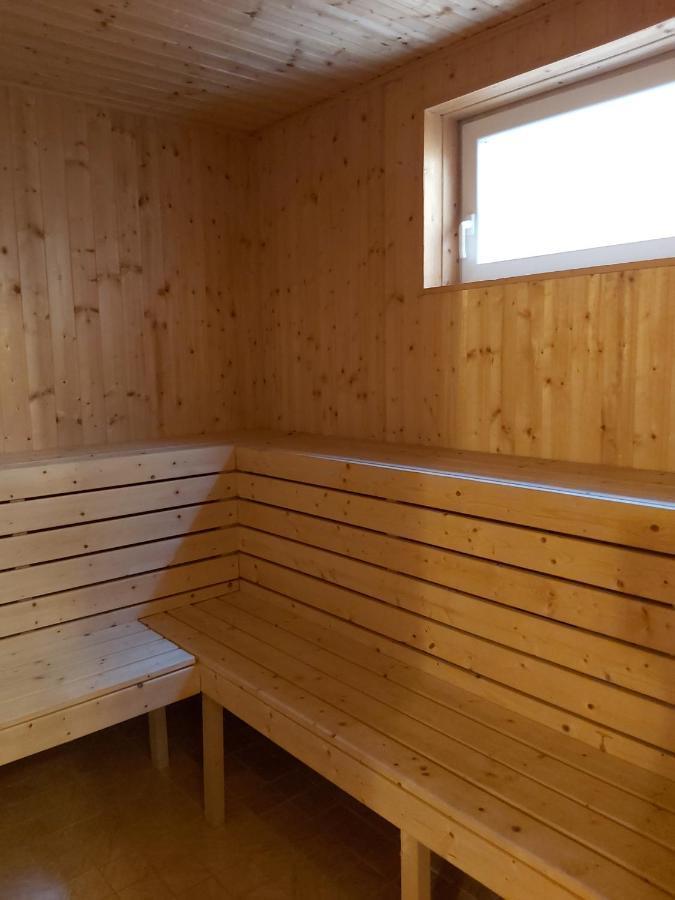 Relax-Apartment Mit Sauna Klagenfurt am Woerthersee Bagian luar foto