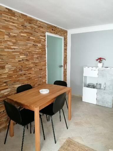 Relax-Apartment Mit Sauna Klagenfurt am Woerthersee Bagian luar foto